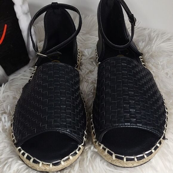 New in Box Ccocci Eden Black Sandals - Picture 2 of 7